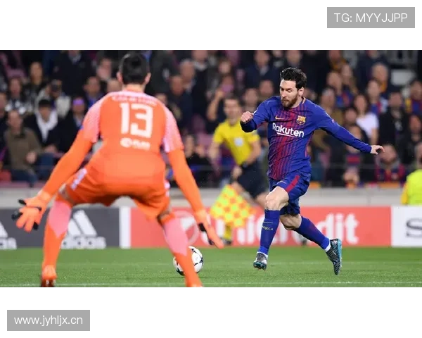 库尔图瓦与诺伊尔:传统门将与清道夫型门将角色对比分析 库尔图瓦与诺伊尔:传统门将与清道夫型门将角色对比分析