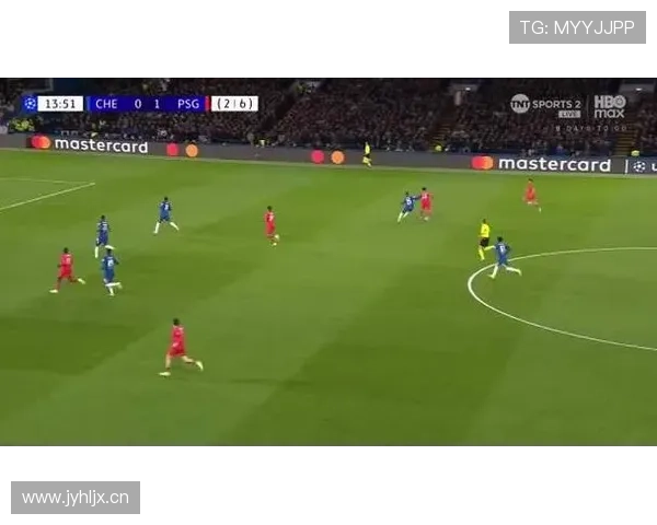 巴黎高位压迫成隐患,防线屡被打穿暴露防守漏洞 巴黎高位压迫成隐患,防线屡被打穿暴露防守漏洞