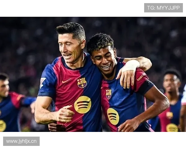 亚马尔与加维:出道年龄及早期发展轨迹对比分析 亚马尔与加维:出道年龄及早期发展轨迹对比分析