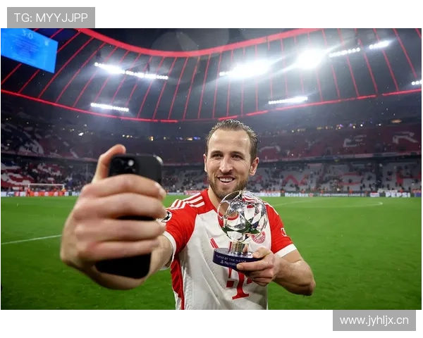 哈里·凯恩家冰箱里塞满蛋白粉，连狗都练出六块腹肌